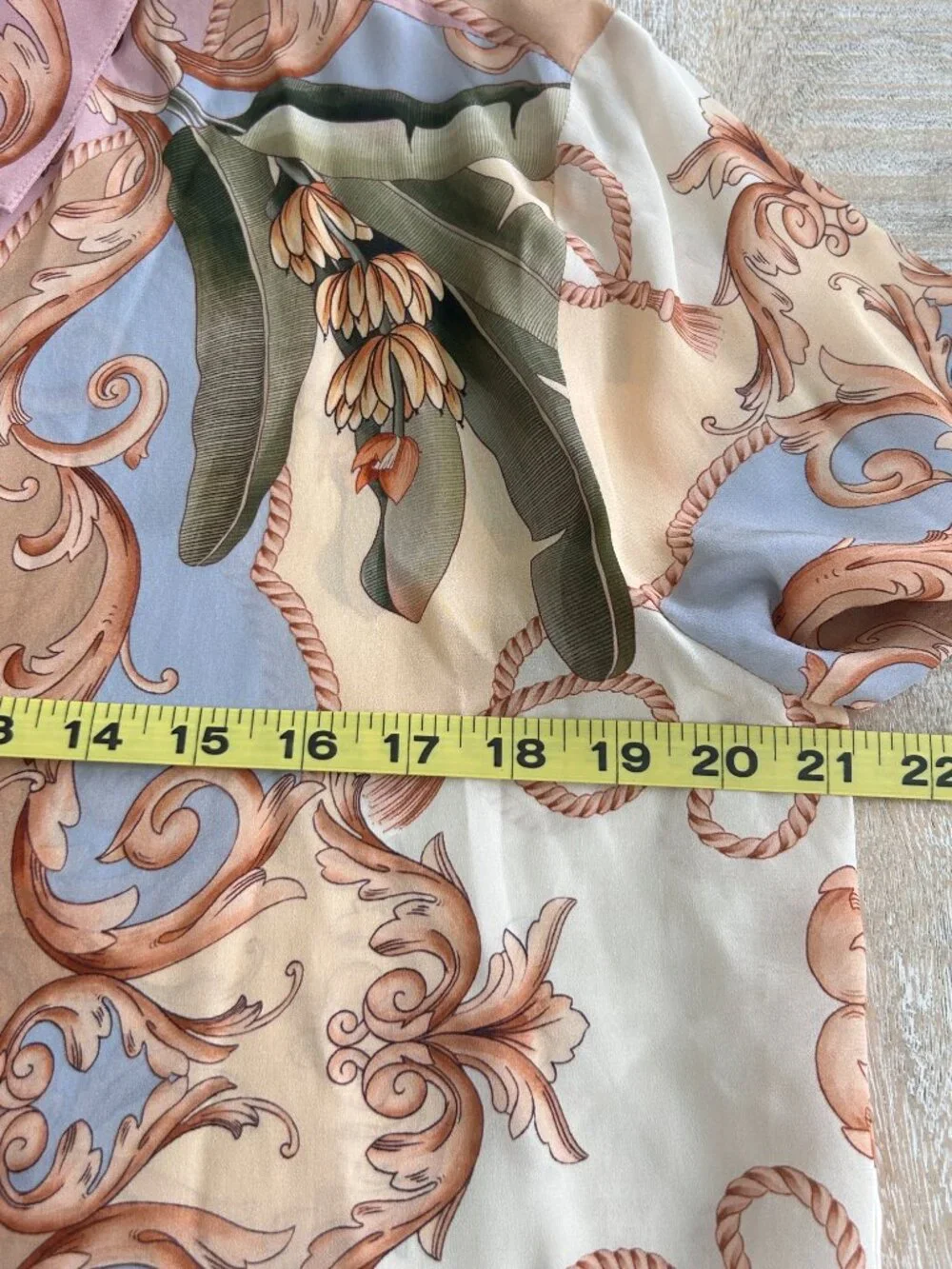 Farm Rio Banana Royalty Blouse/Shirt/Top Blush Pink Rose Gold Size Small NWOT